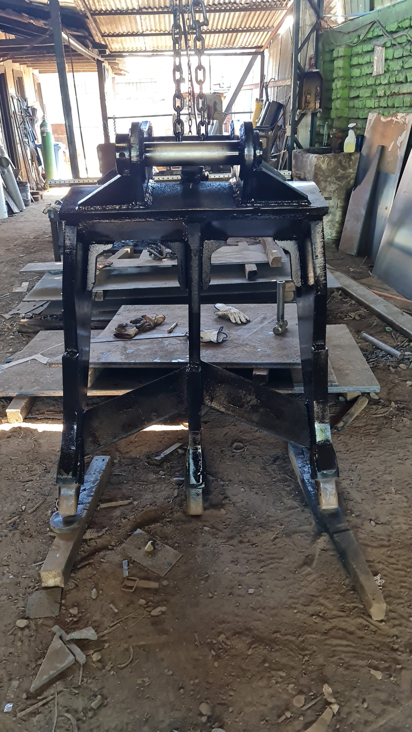 Tridente excavadora para maquina de 12 a 15 Toneladas